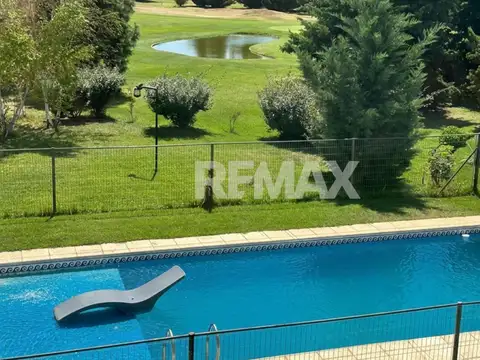 CASA EN VENTA 3 DORMITORIOS