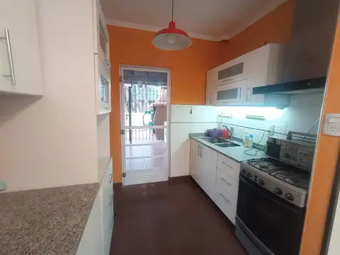 Depto Tipo Casa en Alquiler en Villa Adelina, $ 1.200.000