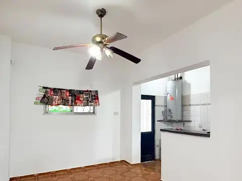 Depto Tipo Casa en Alquiler en Parque San Martín, $ 800.000