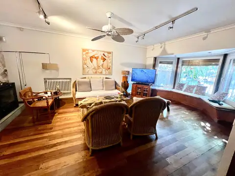 Casa 6 ambientes con 3 baños