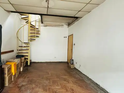 Depto Tipo Casa en Venta con 1 cocheras