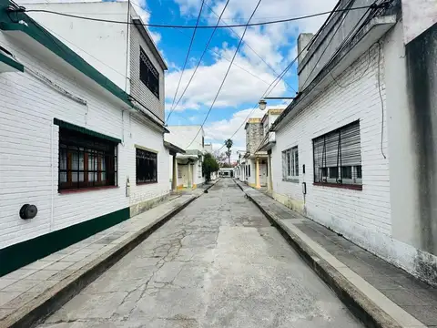 Depto Tipo Casa en Venta de 5 ambientes