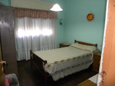 Depto Tipo Casa 4 ambientes con 1 baño