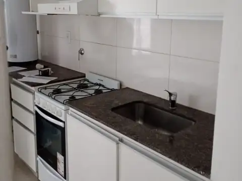 Departamento en Alquiler con 1 cochera