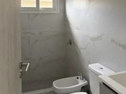 Departamento 3 ambientes con 2 baños