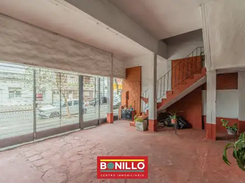 Depto Tipo Casa en Venta de 8 ambientes