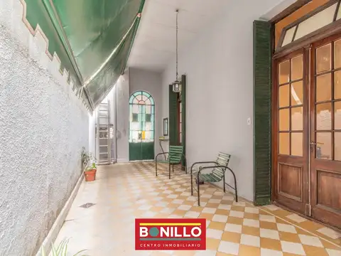 PH 8 ambientes en block venta Villa Pueyrredón