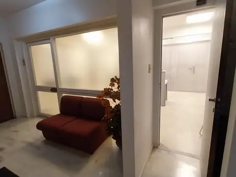 Oficina en Venta 55 años