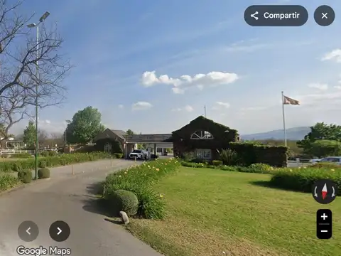 Exc terreno vta muy buena zona calle Iruya casi La Paz