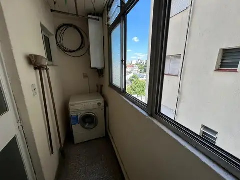 Departamento de 3 ambientes en Flores