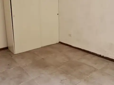 Depto Tipo Casa 2 ambientes con 1 baño