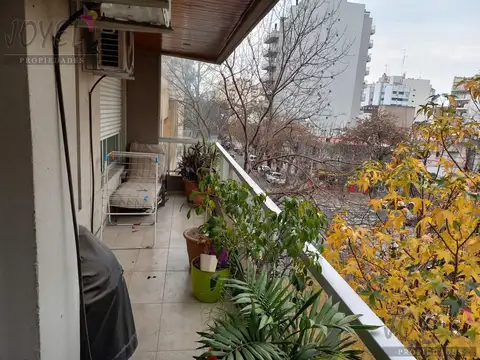 Departamento en Venta en Villa del Parque, USD 170.000