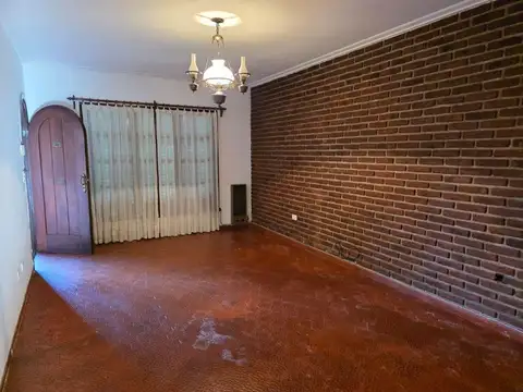 Casa en Alquiler en Divino Rostro, $ 1.800.000