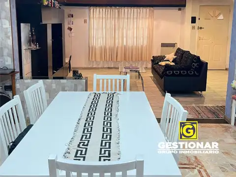 Casa en venta en Valentin Alsina