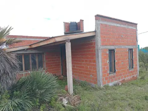 CASA A TERMINAR EN AGUAS AZULES CAPILLA DEL MONTE