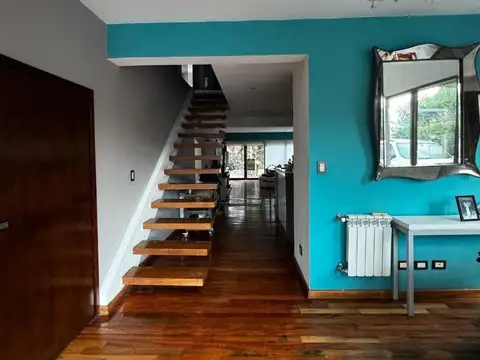 CASA 8 AMBIENTES ALTOS 2