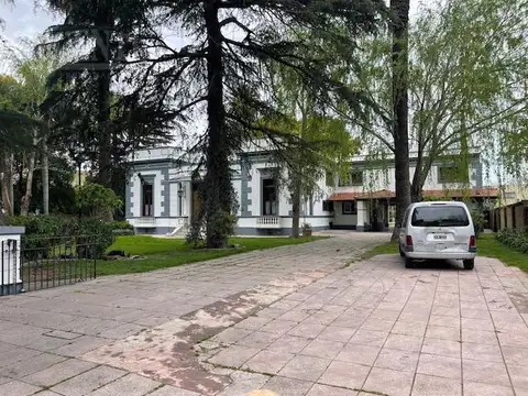 Casa en Venta de 5 dormitorios