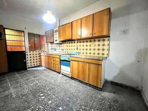 Depto Tipo Casa en Venta de 4 ambientes