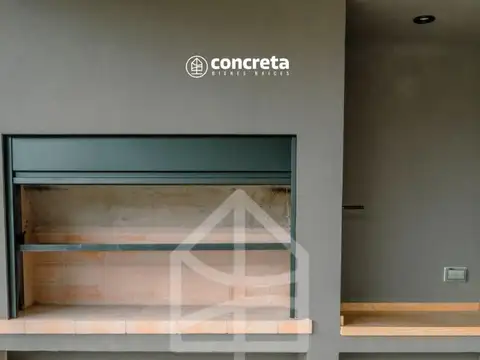 Casa en Venta con 2 cocheras