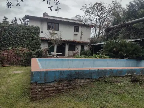Casa en Venta en Ingeniero Adolfo Sourdeaux. Oportunidad!