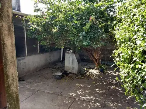 Jorge Newbery e/ Marconi y Andalgalá