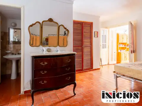 Local mas vivienda en Block - C953