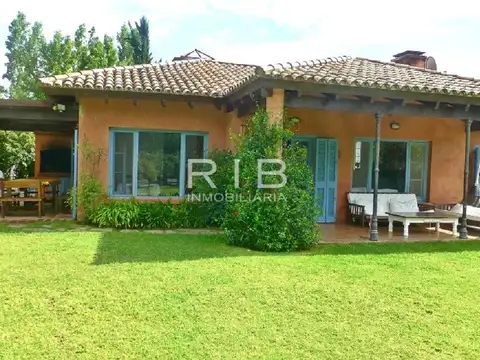 Casa en Venta en Carmel Country Club, USD 345.000