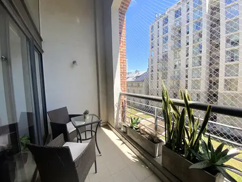 Av Candido Carballo 200, Piso 2