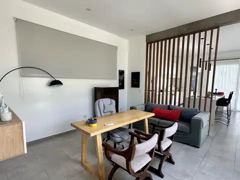 Casa en Alquiler Temporal en Santa Barbara, USD 3.800