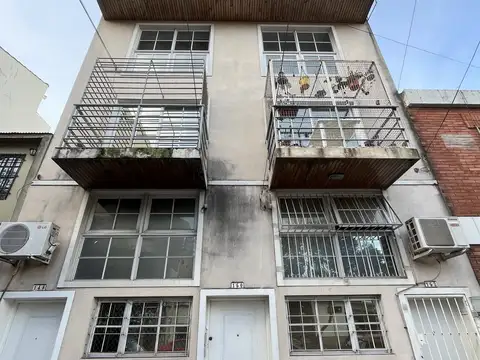 EXCELENTE PH DE 2 AMBIENTES TIPO LOFT EN PLANTA BAJA Y PLANTA ALTA SIN EXPENSAS