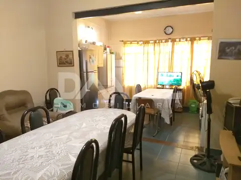 SOLIDA CASA PH EN DOS PLANTAS SOBRE HERMOSO LOTE DE 5 x 45 A METROS DE SA DE PADUA APTO CREDITO  