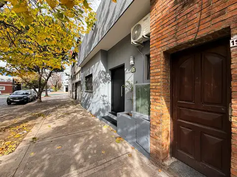 Venta PH 4 ambientes a reciclar en Villa Santa Rita