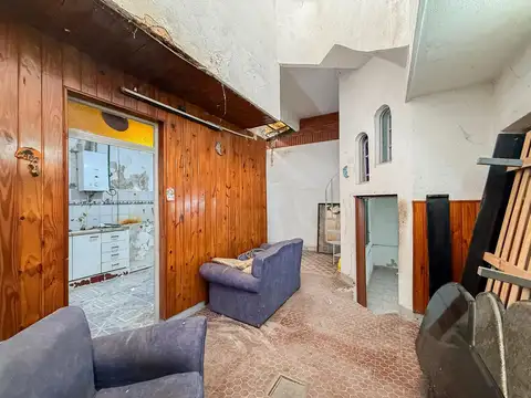 Depto Tipo Casa en Venta 40 años