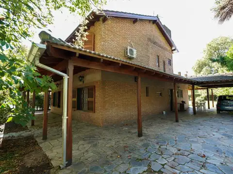 VENTA  Casa 4 ambientes Parque Leloir, Ituzaingo