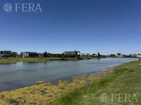 Terreno en Venta 20  mts Frente