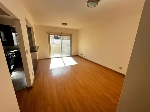 Fragata Presidente Sarmiento 1000, Piso 3