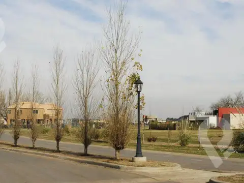 Lote en Venta en Barrio Privado San Feilpe