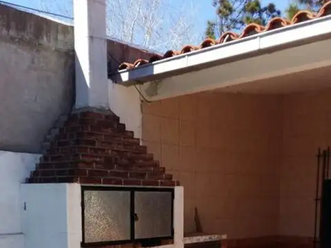 Depto Tipo Casa en Venta 50 años