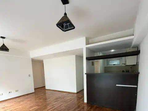 En Venta Dpto. 2 Ambientes en Planta Baja con Jardín de 50 | a m de Parque Chacabuco y Subtes