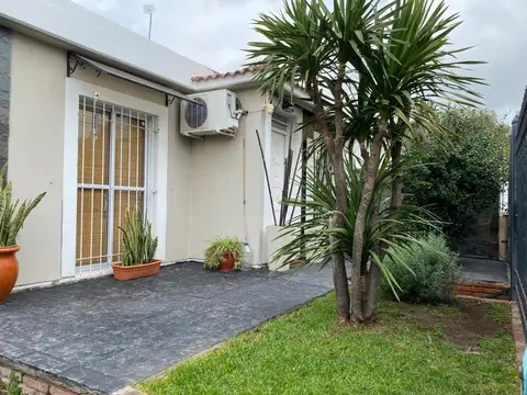 Lic 05 mza 20 casa 16 100