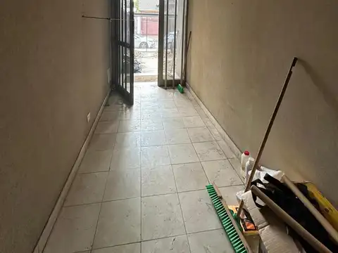Oficina Monoambiente con 4 baños