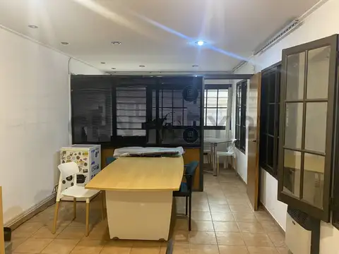 Local en Venta en Barrio Industrial, USD 211.000