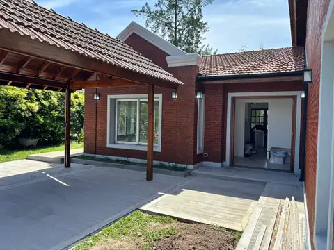 Casa Chalet  en Venta en Campo Grande, Pilar, G.B.A. Zona Norte