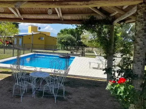 Casa 4 ambientes con 1 baño