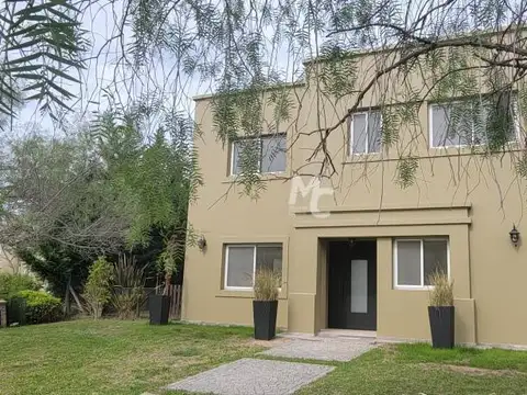 Casa en Alquiler en San Isidro Labrador, USD 2.100