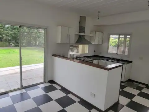 Casa en Alquiler de 3 dormitorios