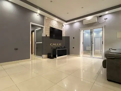 Casa en Venta en Godoy Cruz, USD 210.000