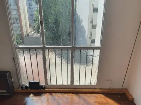 Departamento en Alquiler en Recoleta, $ 450.000