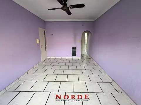 Depto Tipo Casa 2 ambientes con 1 baño