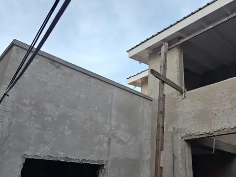 PH FDO 3 AMBIENTES EN 2 PLANTAS A TERMINAR